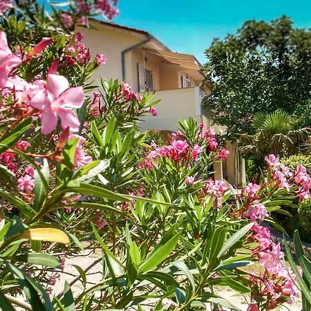 Adria Arba Apartments Rab Town Exterior photo