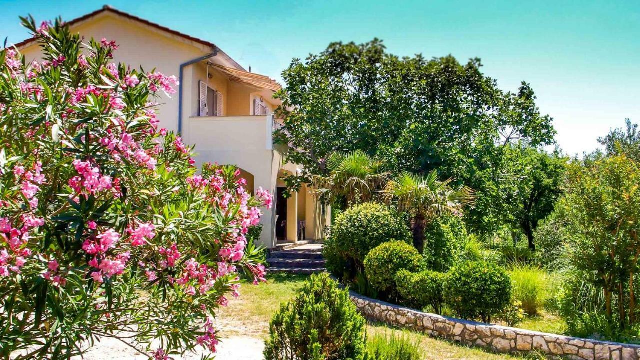 Apartment Adria Arba *